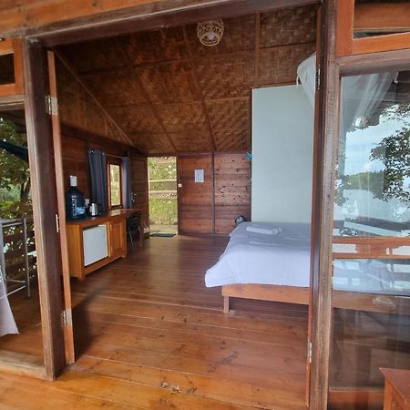 Treetop Guesthouse And Bungalows Sabang  Exterior photo