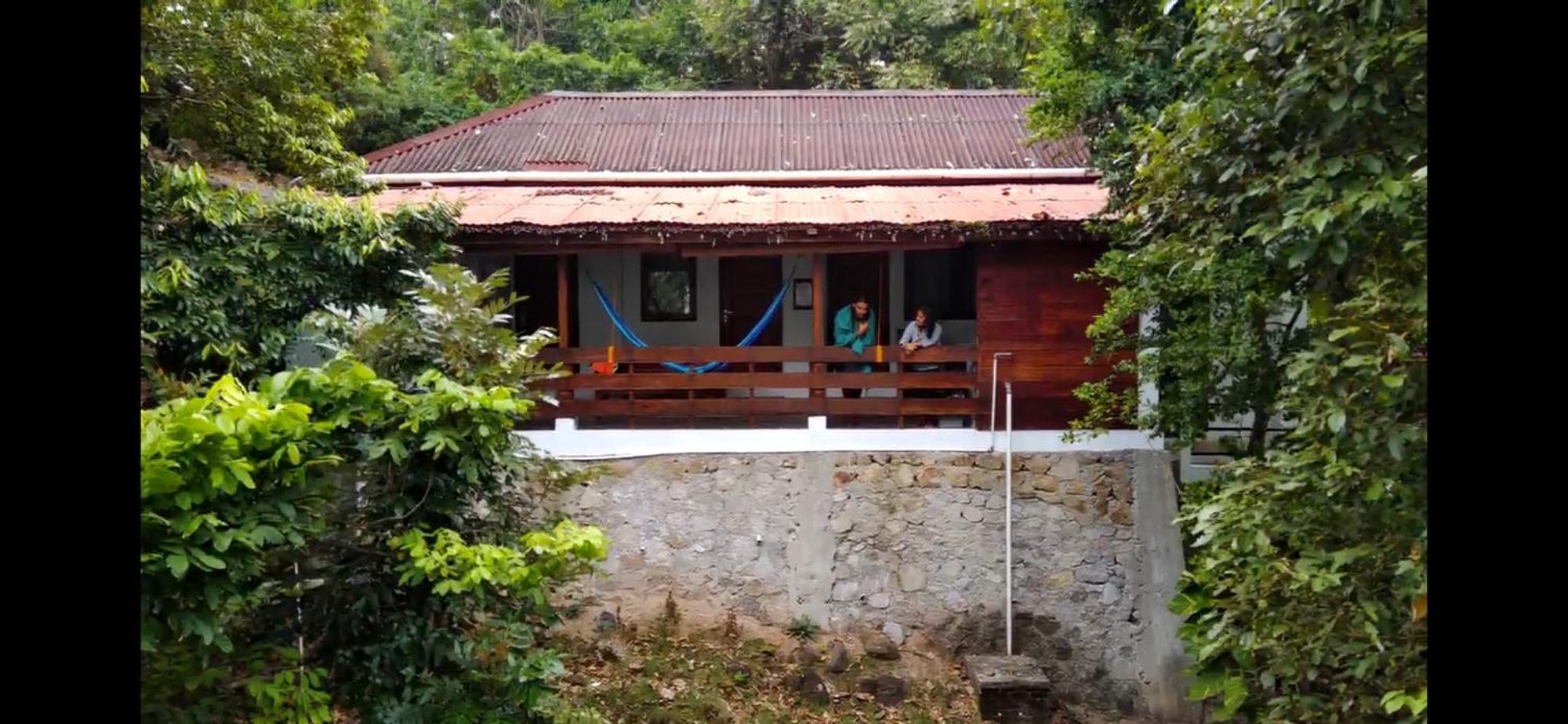 Treetop Guesthouse And Bungalows Sabang  Exterior photo
